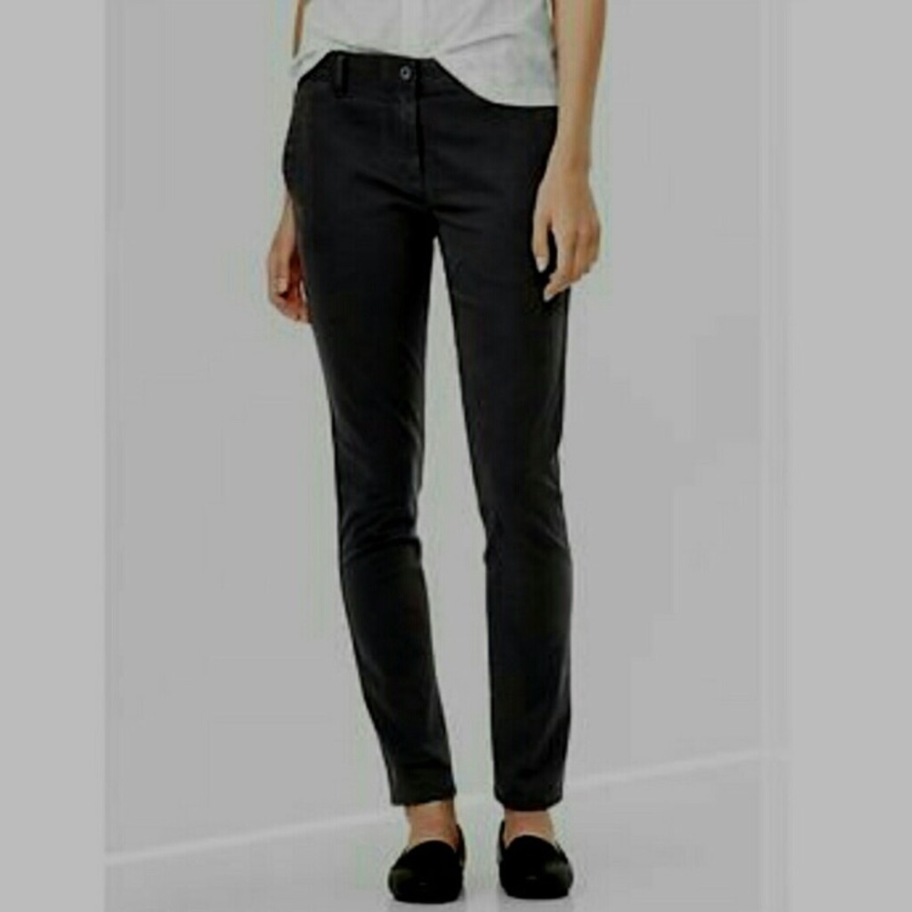 Like new Gap super skinny khakis 14Tall